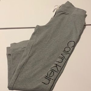⚡️3 for $36⚡️ Calvin Klein jogger